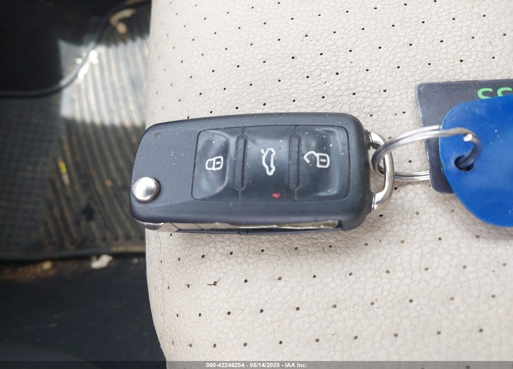 2017 VOLKSWAGEN JETTA 1.4T SE VIN: 3VWDB7AJXHM276459