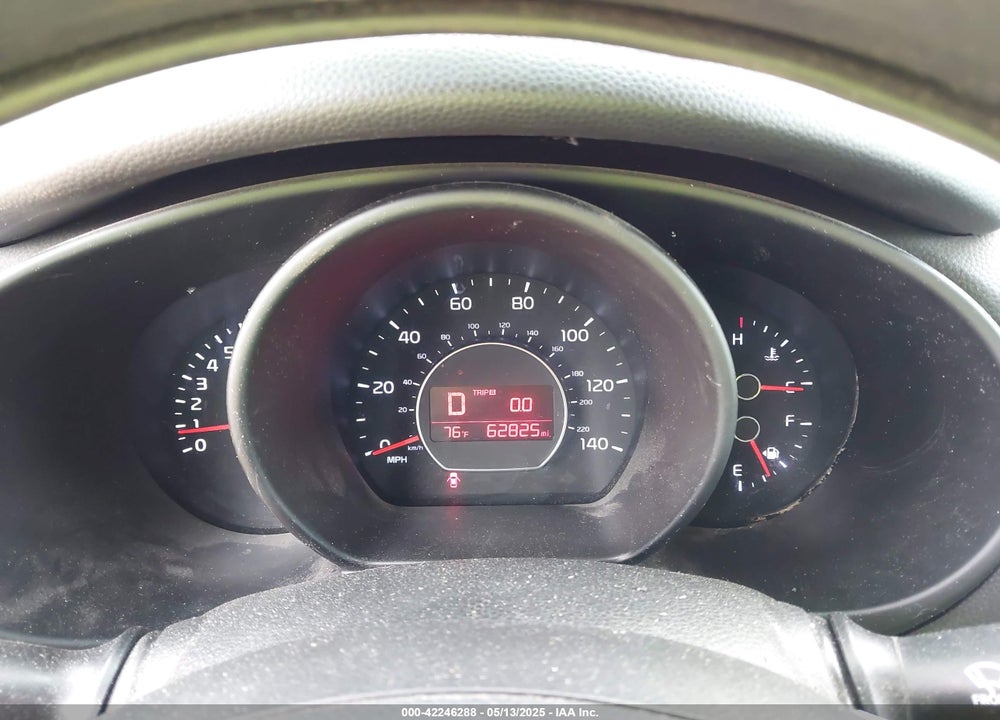 2019 KIA SOUL VIN: KNDJN2A28K7662646