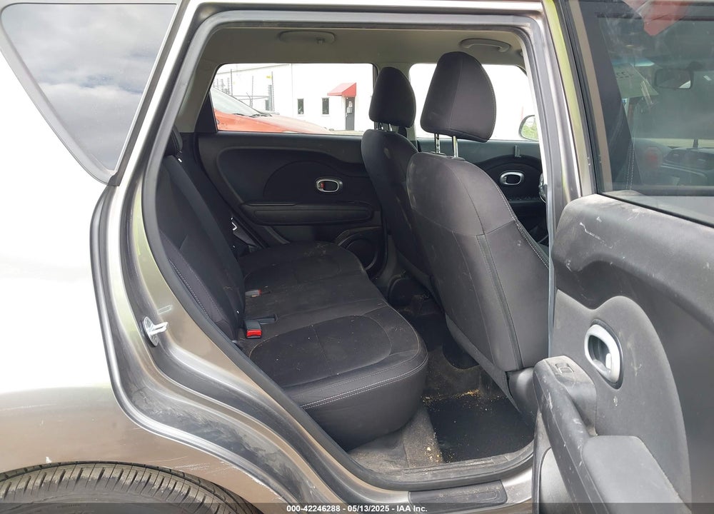 2019 KIA SOUL VIN: KNDJN2A28K7662646