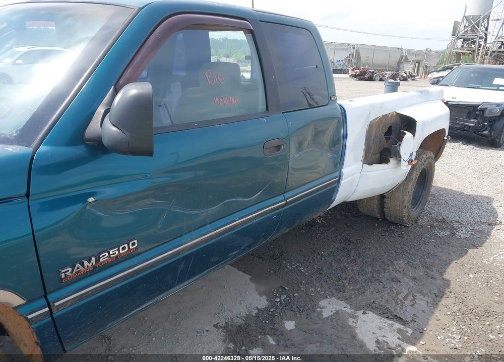 1995 DODGE RAM 2500 VIN: 3B7KC23C8SM179549
