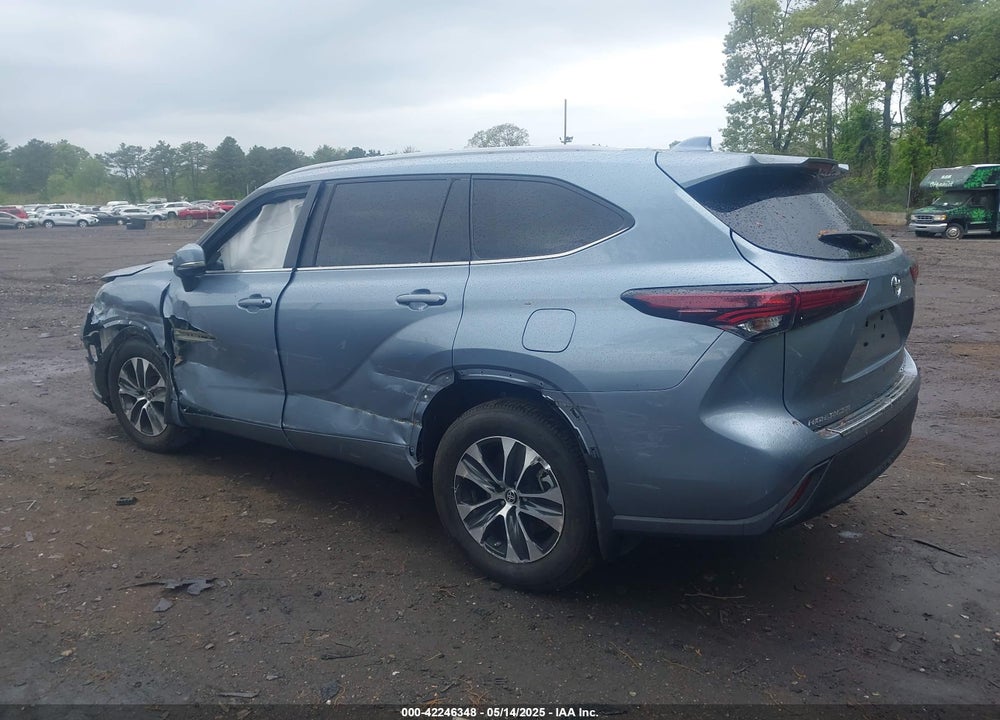 2024 TOYOTA HIGHLANDER VIN: 5TDKDRBH5RS562216