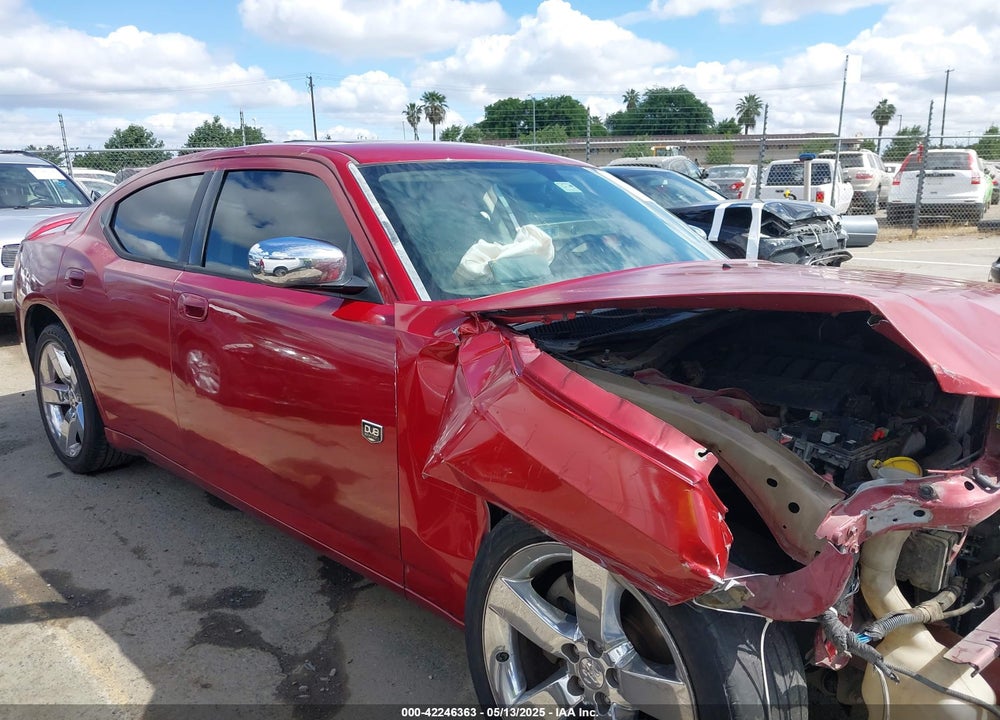 2008 DODGE CHARGER VIN: 2B3KA33G88H336679