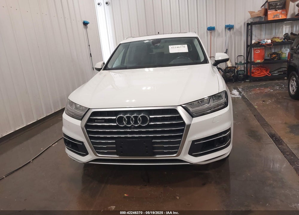 2018 AUDI Q7 3.0T PREMIUM VIN: WA1VAAF76JD039452