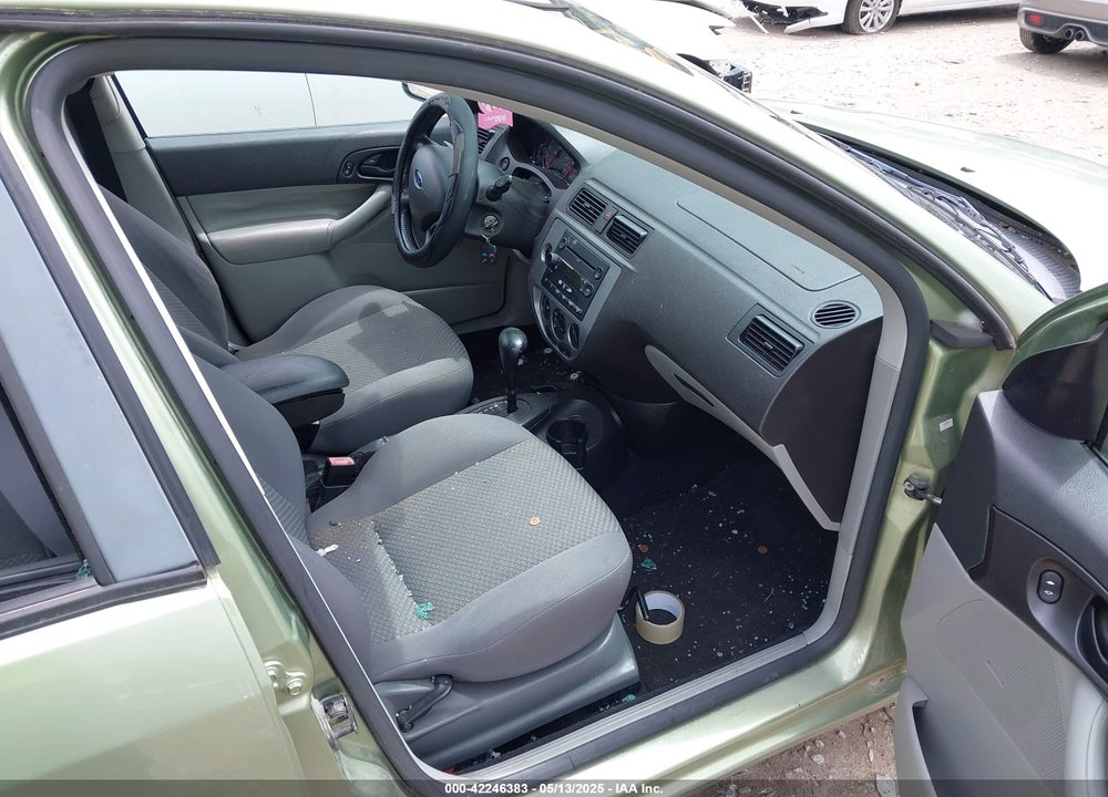 2007 FORD FOCUS S/SE/SES VIN: 1FAHP37N47W278284