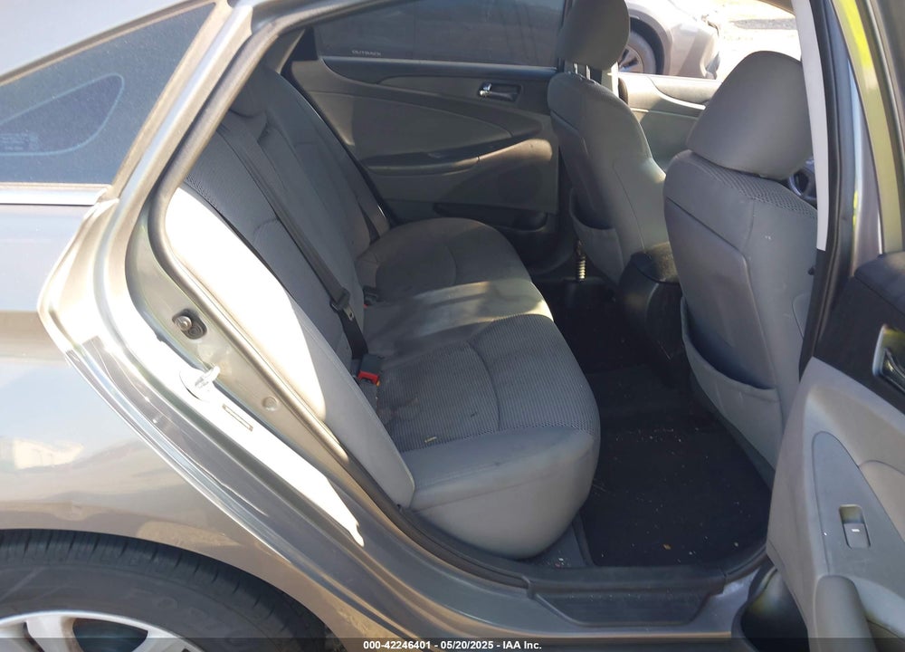 2012 HYUNDAI SONATA VIN: 5NPEB4AC8CH489982