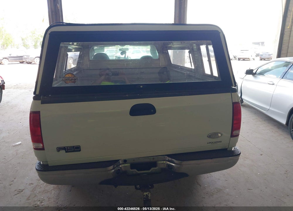 2004 FORD F-150 HERITAGE XL/XLT VIN: 2FTRF17214CA28696