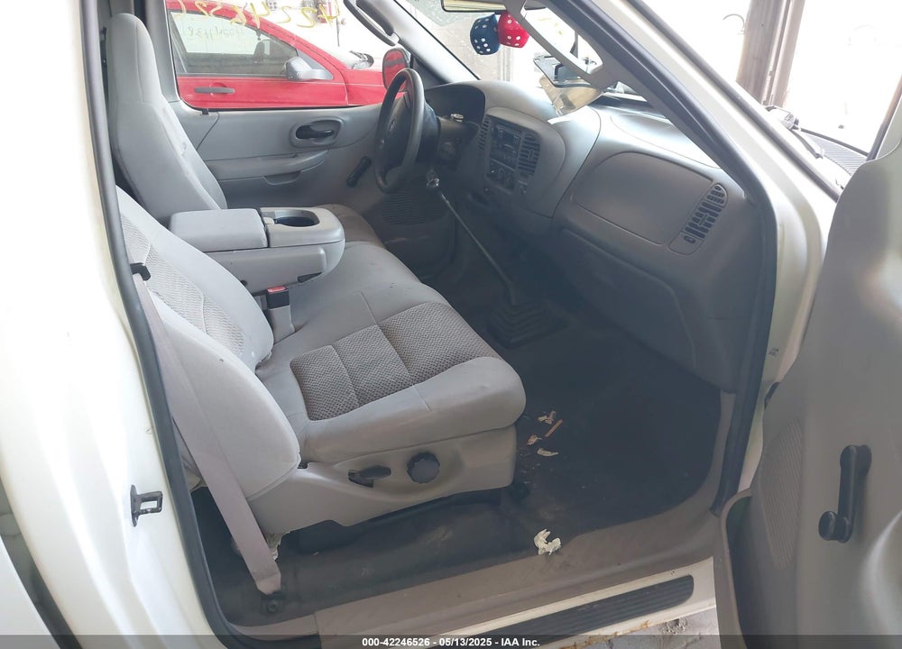 2004 FORD F-150 HERITAGE XL/XLT VIN: 2FTRF17214CA28696
