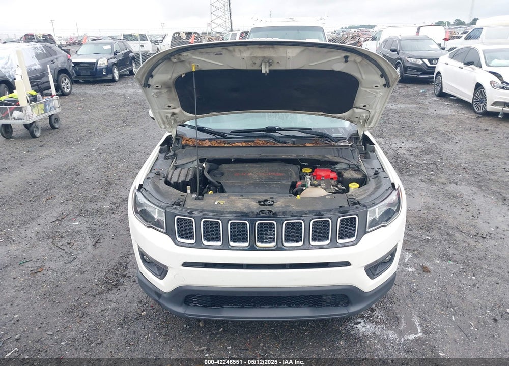 2019 JEEP COMPASS LATITUDE FWD VIN: 3C4NJCBB9KT652222