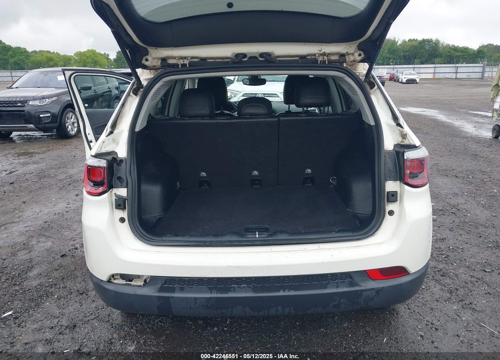 2019 JEEP COMPASS LATITUDE FWD VIN: 3C4NJCBB9KT652222