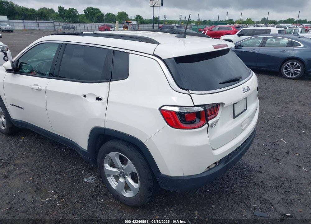 2019 JEEP COMPASS LATITUDE FWD VIN: 3C4NJCBB9KT652222