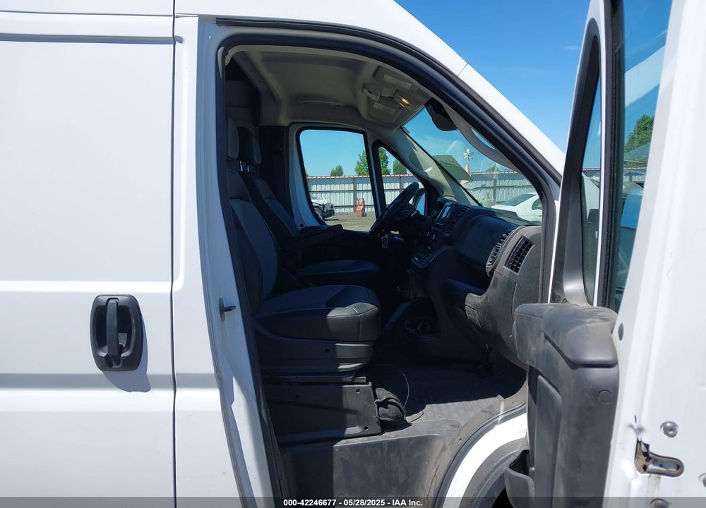 2025 RAM PROMASTER 2500 TRADESMAN HIGH ROOF 159 WB W/PASS SEAT VIN: 3C6LRVDG9SE506516