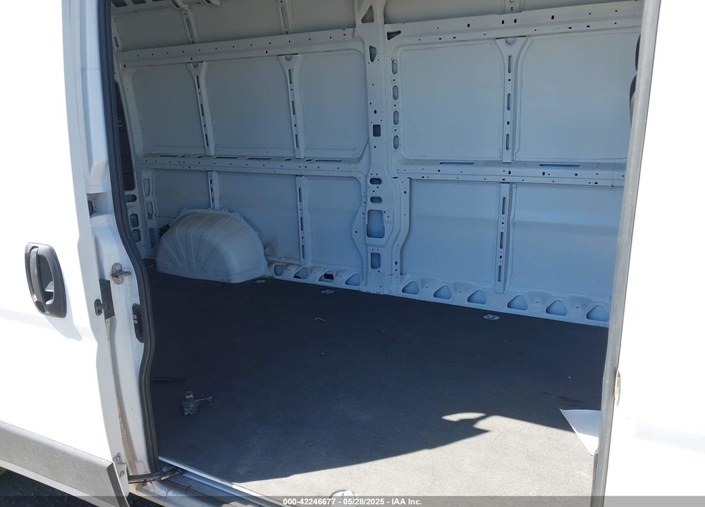 2025 RAM PROMASTER 2500 TRADESMAN HIGH ROOF 159 WB W/PASS SEAT VIN: 3C6LRVDG9SE506516