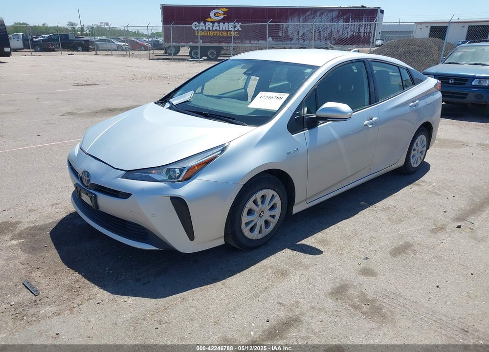 2021 TOYOTA PRIUS LE VIN: JTDKAMFU4M3148082
