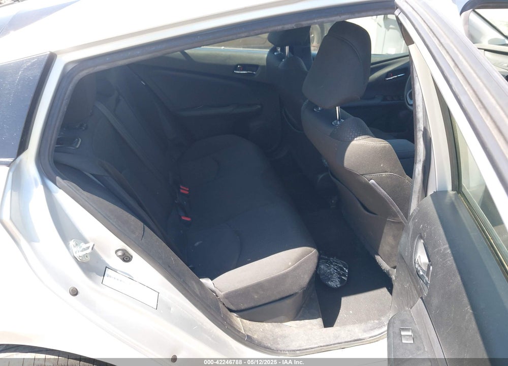 2021 TOYOTA PRIUS LE VIN: JTDKAMFU4M3148082