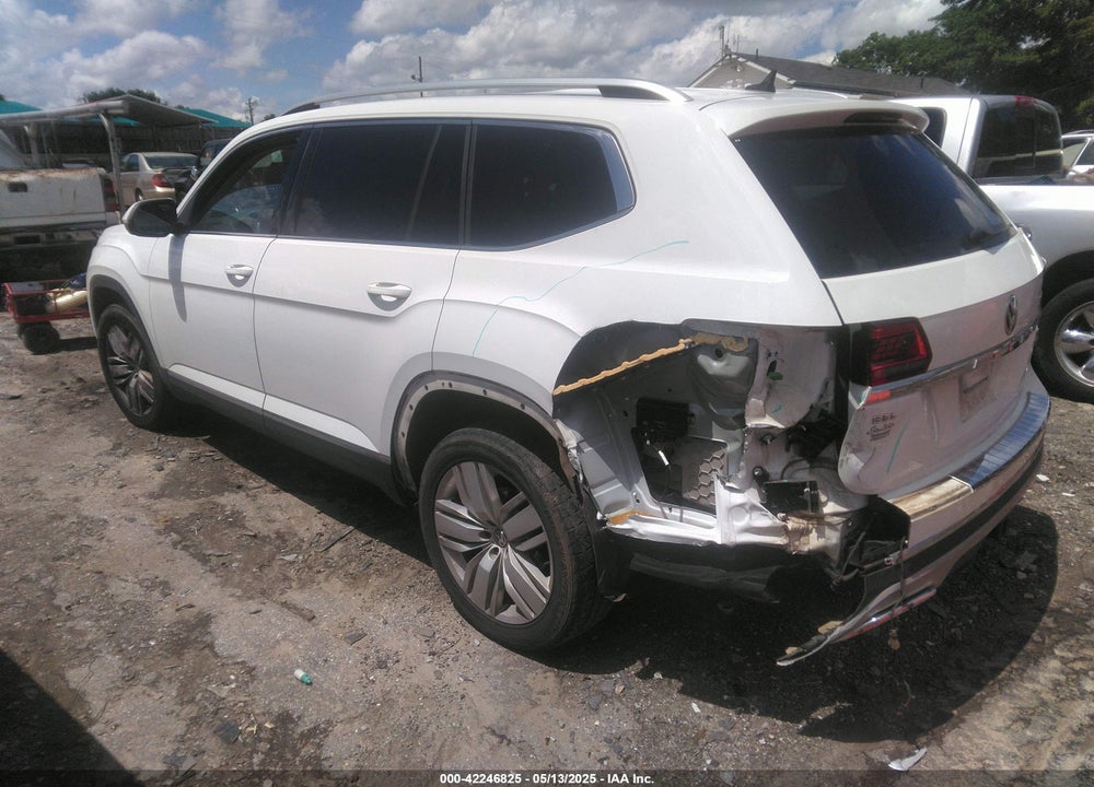 2019 VOLKSWAGEN ATLAS VIN: 1V2NR2CA2KC531552