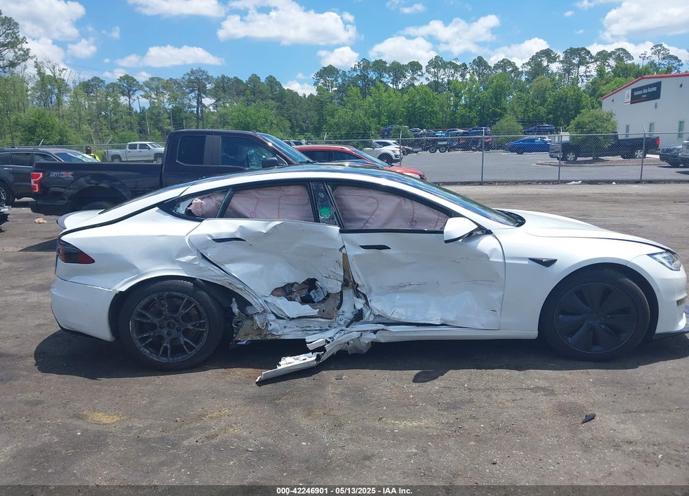 2021 TESLA MODEL S PLAID TRI MOTOR ALL-WHEEL DRIVE VIN: 5YJSA1E62MF438406