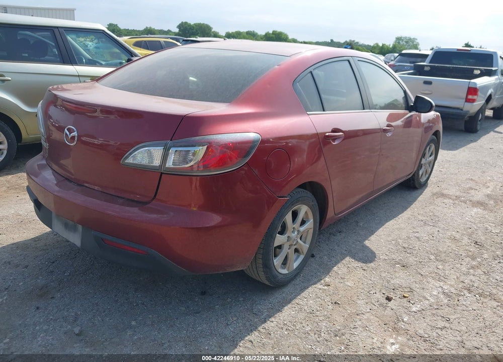 2011 MAZDA 3 I TOURING VIN: JM1BL1VF3B1407911