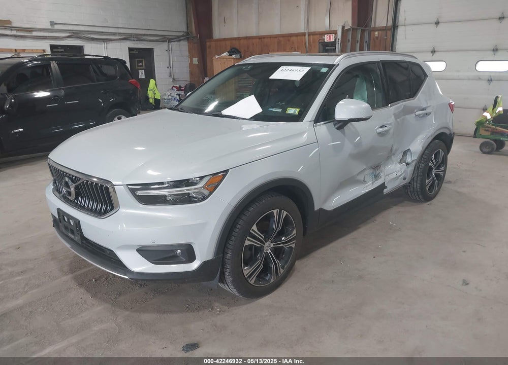 2021 VOLVO XC40 T5 INSCRIPTION VIN: YV4162UL7M2432305