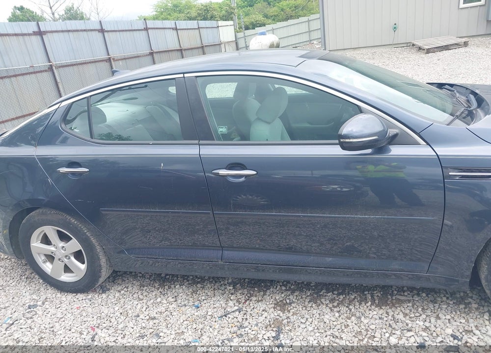 2015 KIA OPTIMA VIN: KNAGM4A74F5575202