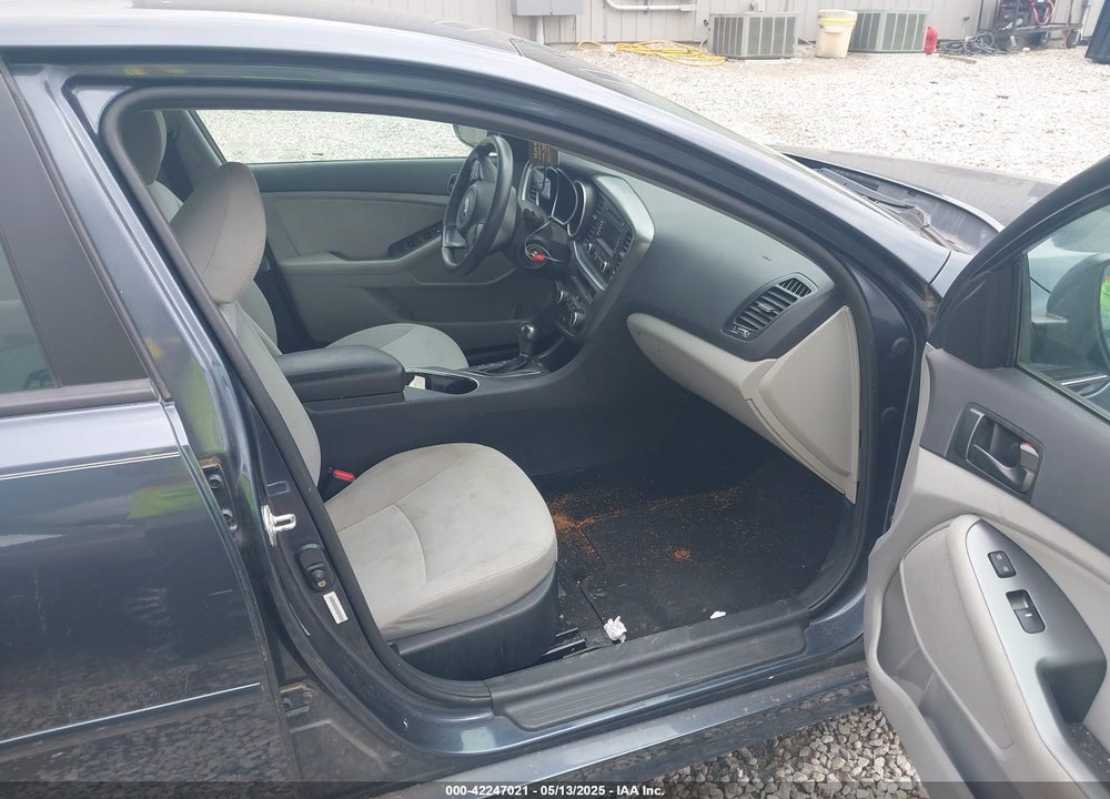 2015 KIA OPTIMA VIN: KNAGM4A74F5575202