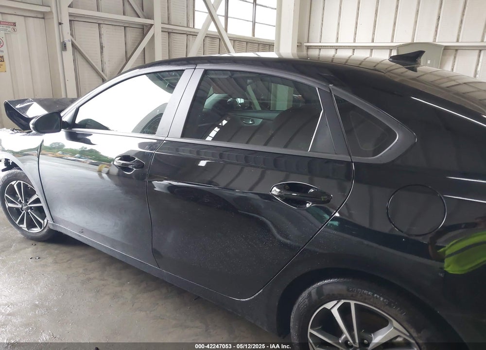 2024 KIA FORTE LXS VIN: 3KPF24AD7RE704844