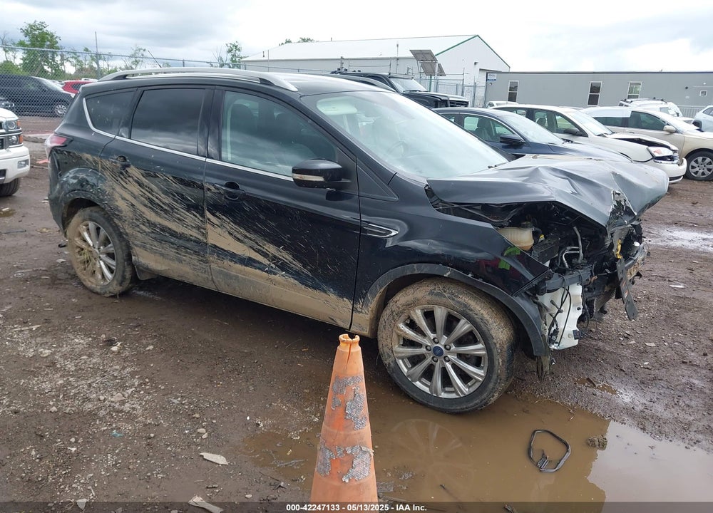 2017 FORD ESCAPE TITANIUM VIN: 1FMCU9J97HUB65711