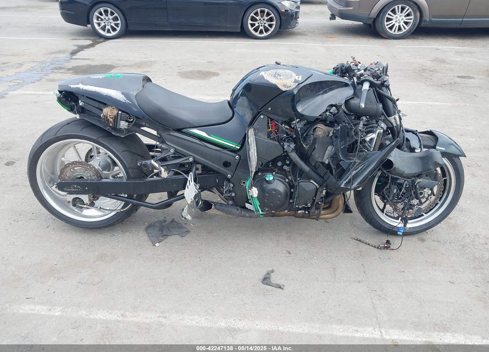 2013 KAWASAKI ZX1400 E VIN: JKBZXNE17DA012590