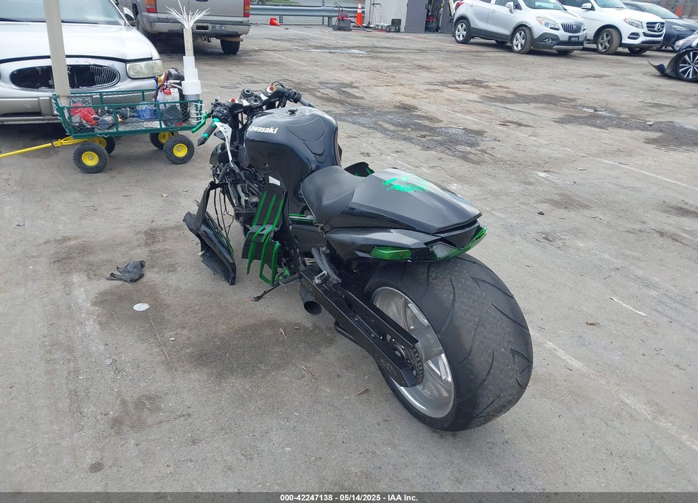 2013 KAWASAKI ZX1400 E VIN: JKBZXNE17DA012590