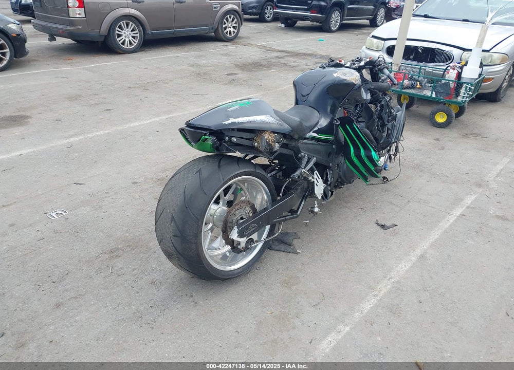 2013 KAWASAKI ZX1400 E VIN: JKBZXNE17DA012590