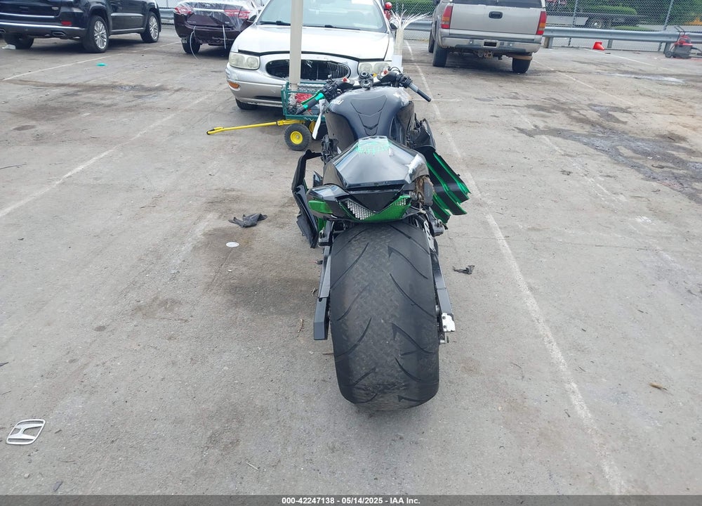 2013 KAWASAKI ZX1400 E VIN: JKBZXNE17DA012590
