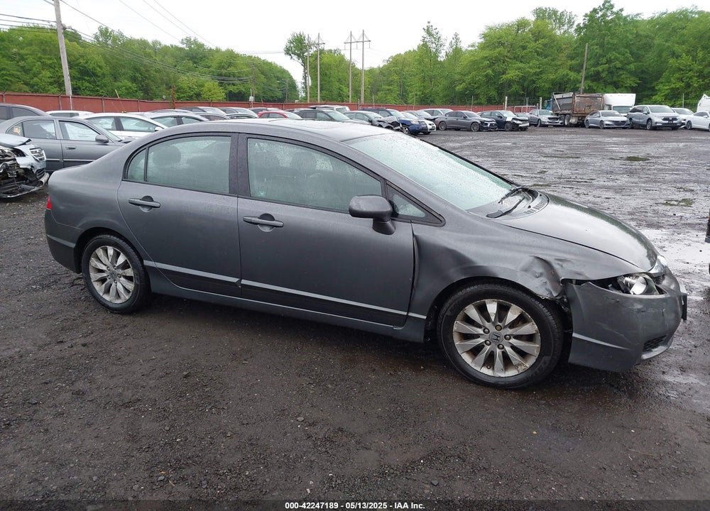 2010 HONDA CIVIC VIN: 2HGFA1F85AH550285