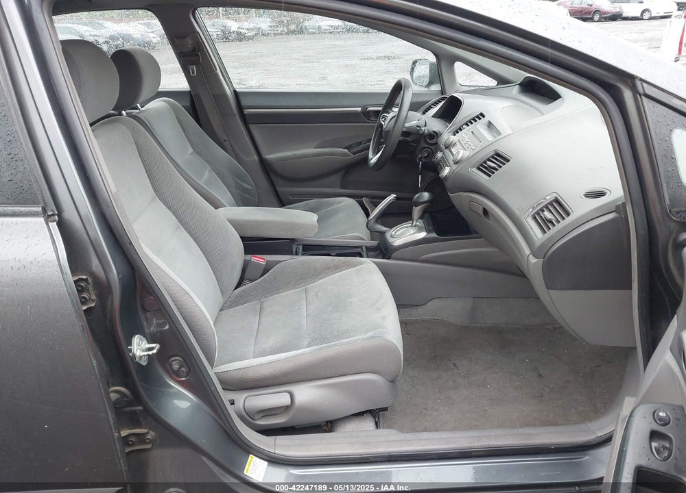 2010 HONDA CIVIC VIN: 2HGFA1F85AH550285