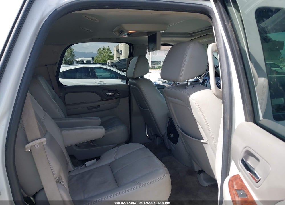 2007 CHEVROLET TAHOE VIN: 1GNFC13067J390763