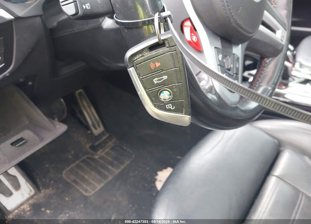 2020 BMW X4 M VIN: 5YMUJ0C08L9B06555