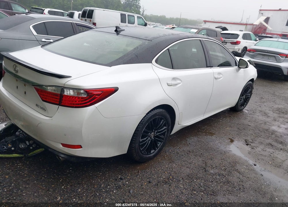 2013 LEXUS ES VIN: JTHBK1GG7D2028639
