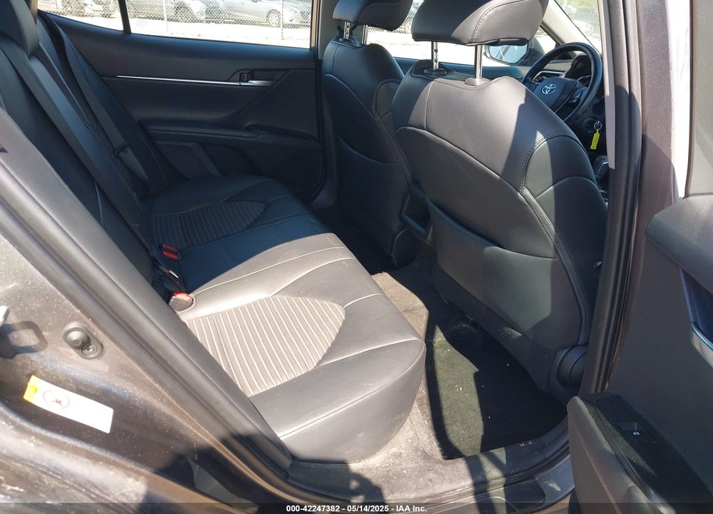 2018 TOYOTA CAMRY VIN: 4T1B11HK4JU659366
