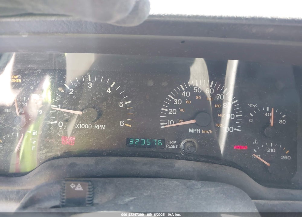 2001 JEEP CHEROKEE SPORT VIN: 1J4FF48S51L516712