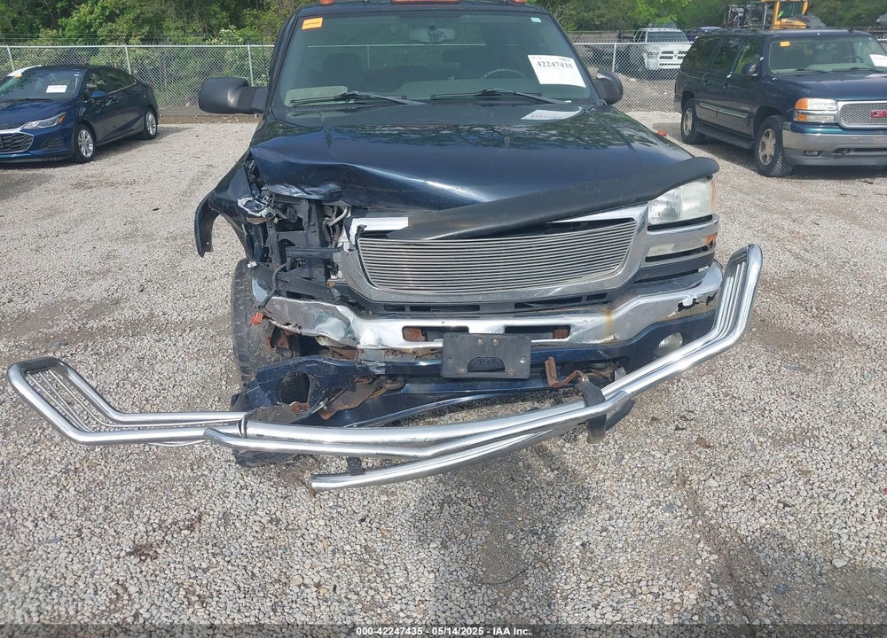 2005 GMC SIERRA 3500 SLE VIN: 1GTHK33295F820562