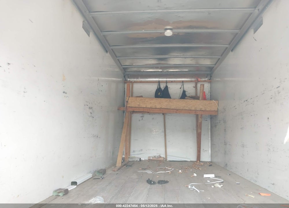 2015 ISUZU NPR DSL REG AT VIN: JALC4W169F7002867