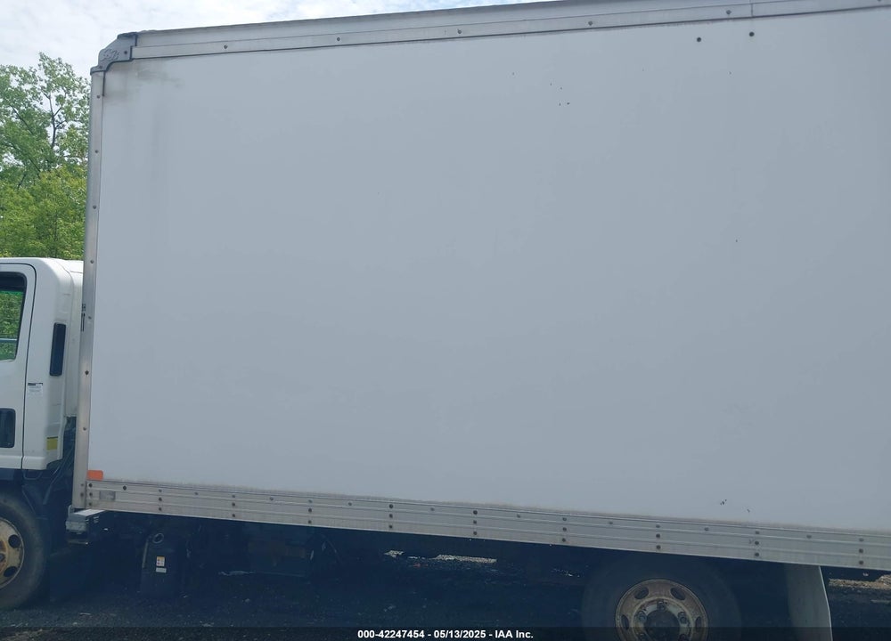 2015 ISUZU NPR DSL REG AT VIN: JALC4W169F7002867