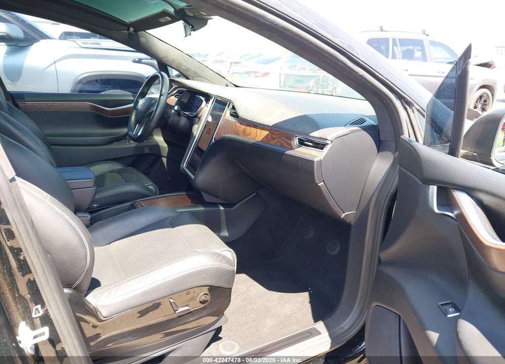 2016 TESLA MODEL X 60D/P100D/P90D VIN: 5YJXCAE47GF005120