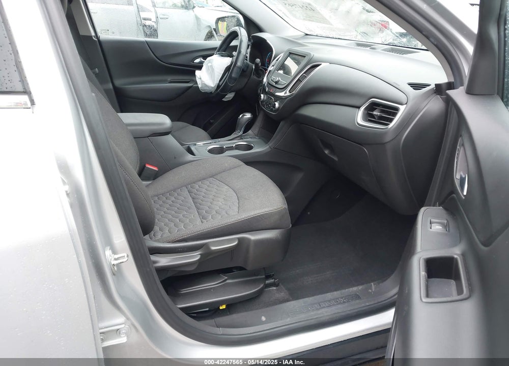 2019 CHEVROLET EQUINOX VIN: 3GNAXUEV4KS640906