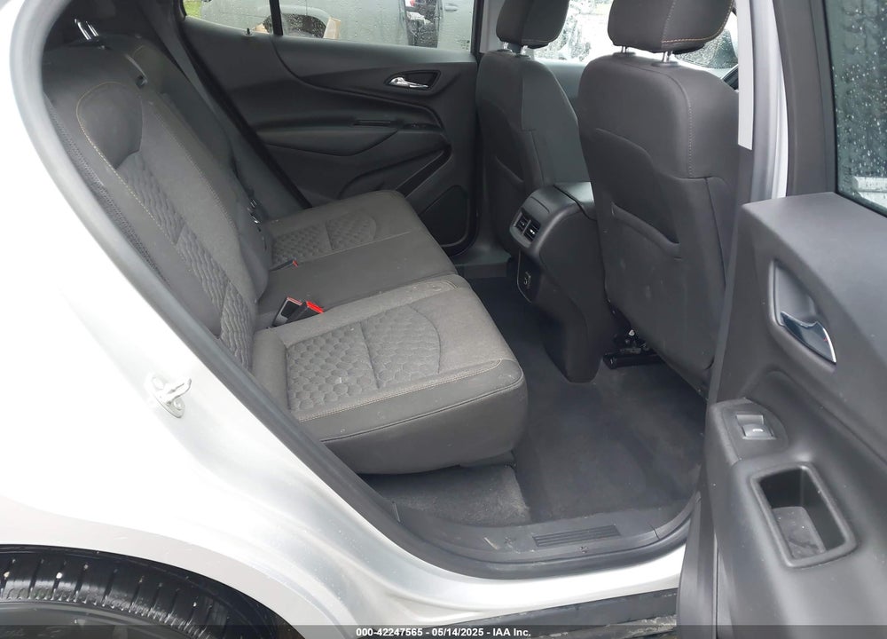 2019 CHEVROLET EQUINOX VIN: 3GNAXUEV4KS640906