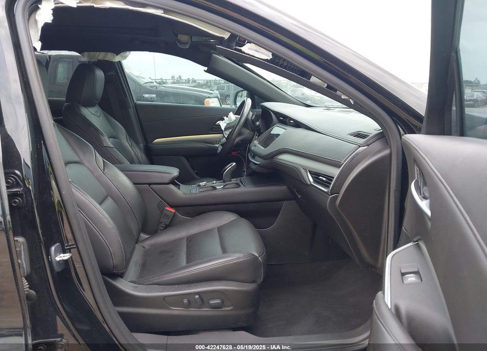 2023 CADILLAC XT4 FWD PREMIUM LUXURY VIN: 1GYFZCR49PF176926