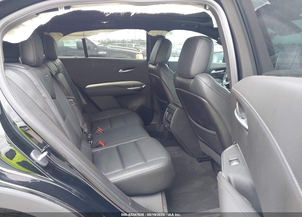 2023 CADILLAC XT4 FWD PREMIUM LUXURY VIN: 1GYFZCR49PF176926