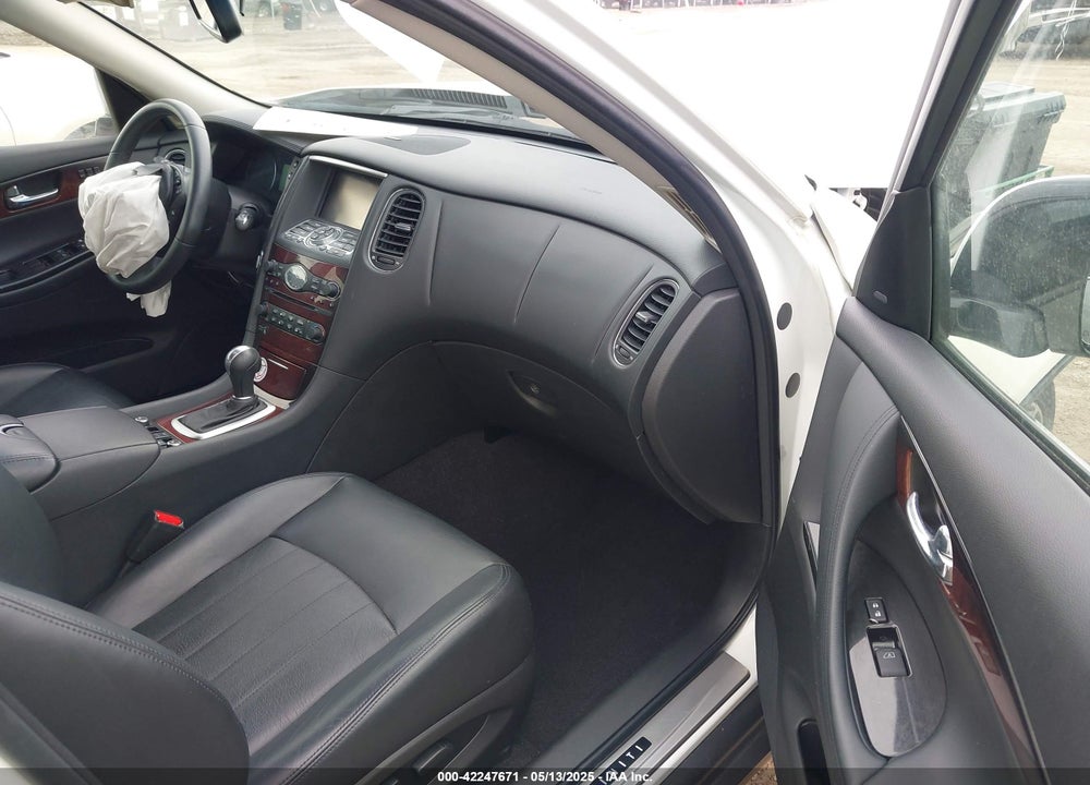 2017 INFINITI QX50 VIN: JN1BJ0RR2HM400513