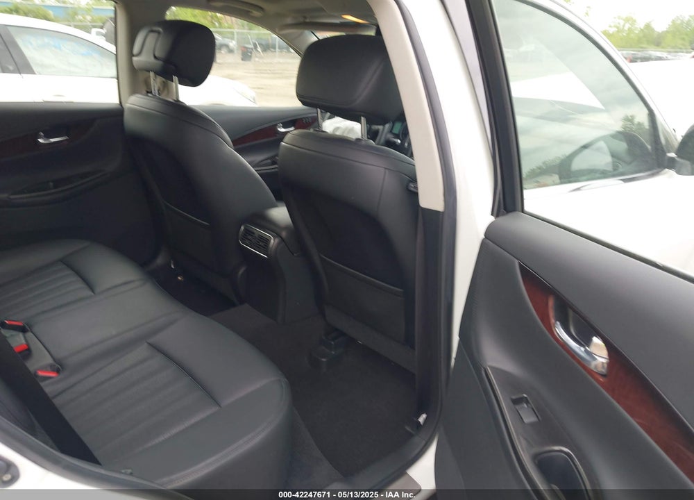 2017 INFINITI QX50 VIN: JN1BJ0RR2HM400513