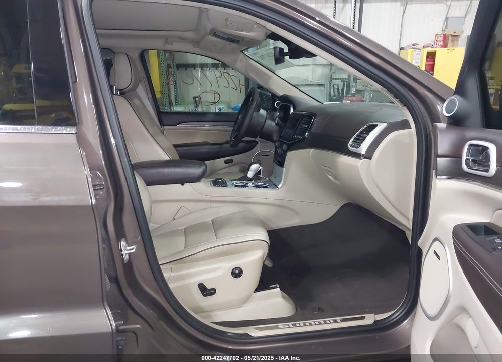 2020 JEEP GRAND CHEROKEE SUMMIT 4X4 VIN: 1C4RJFJG1LC170714