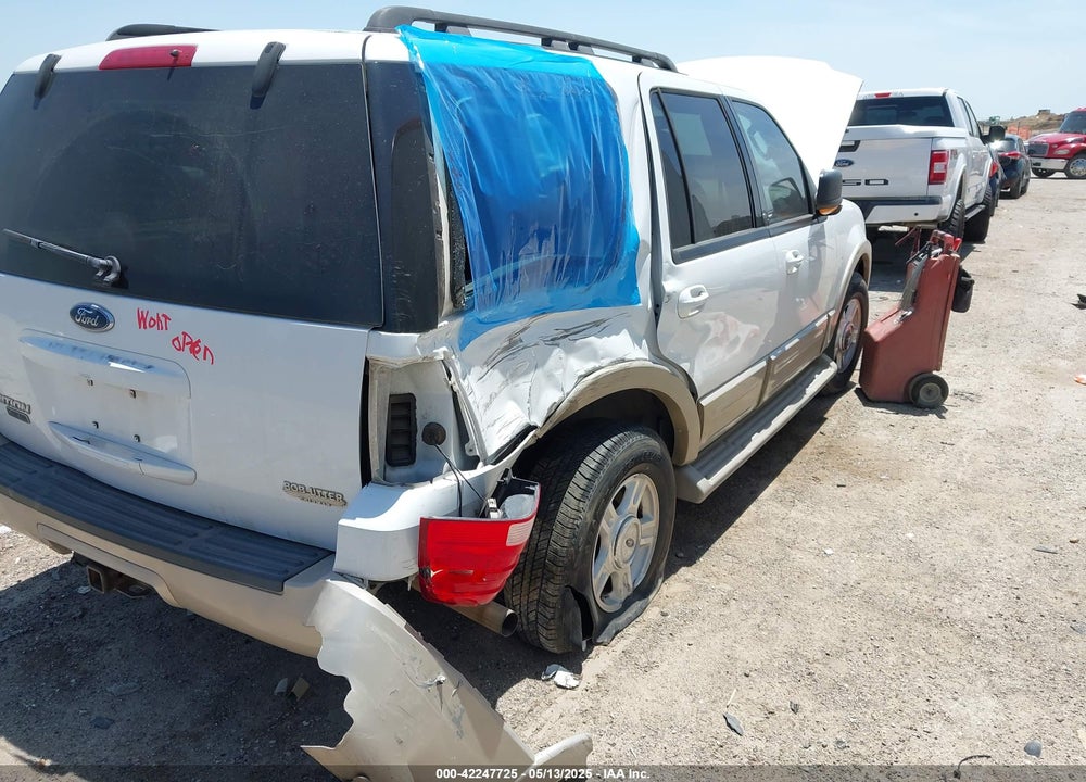 2005 FORD EXPEDITION EDDIE BAUER/KING RANCH VIN: 1FMPU17555LA72226