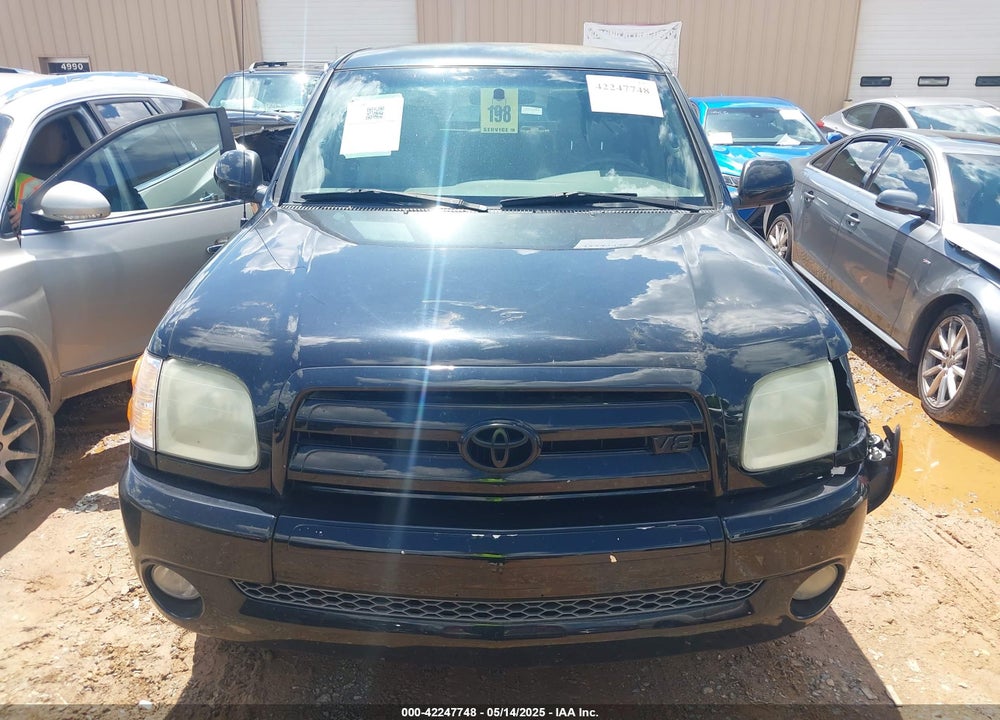 2004 TOYOTA TUNDRA LIMITED V8 VIN: 5TBDT48124S458261